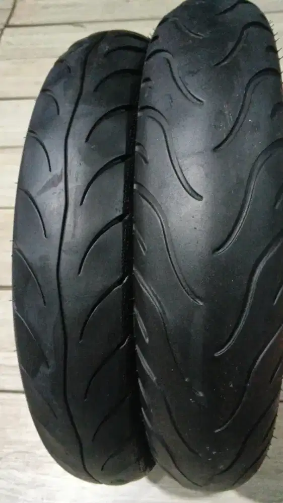 Ban copotan metik sepasang ukuran 80/90-90/90 ring 14