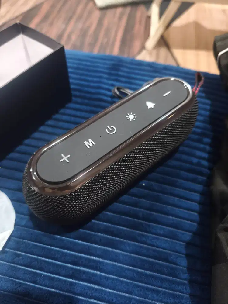 Speaker bluetooth Amos