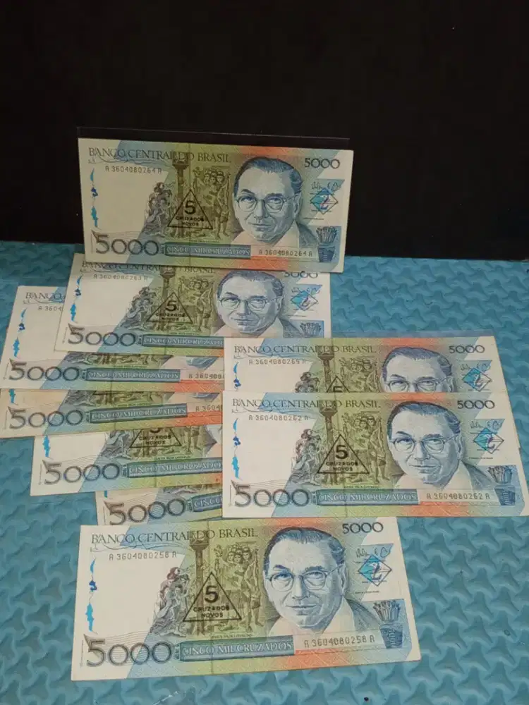 9 Lembar Uang Kuno Brazil