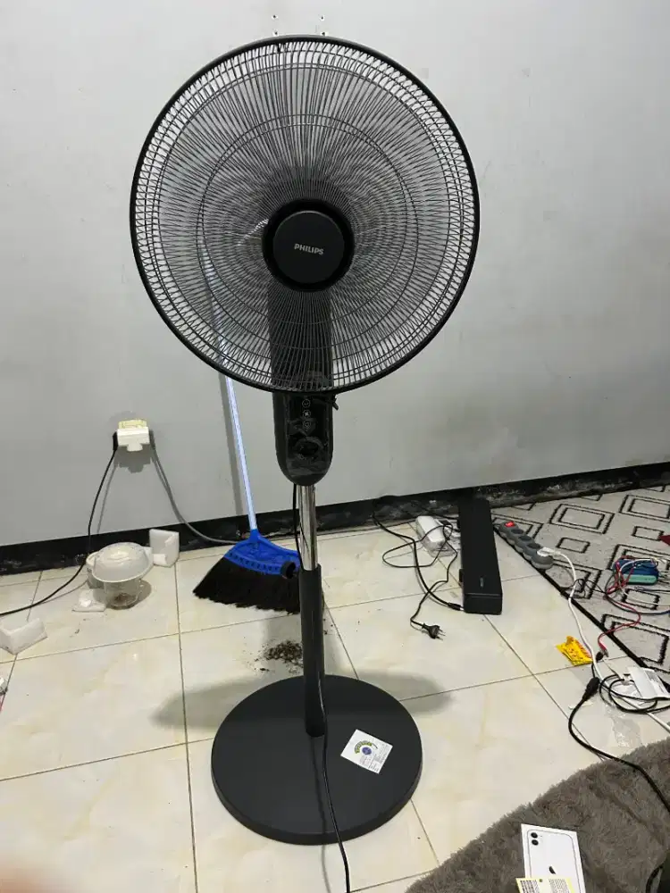 PHILIPS Kipas Angin Remote Terbaru  CX1520