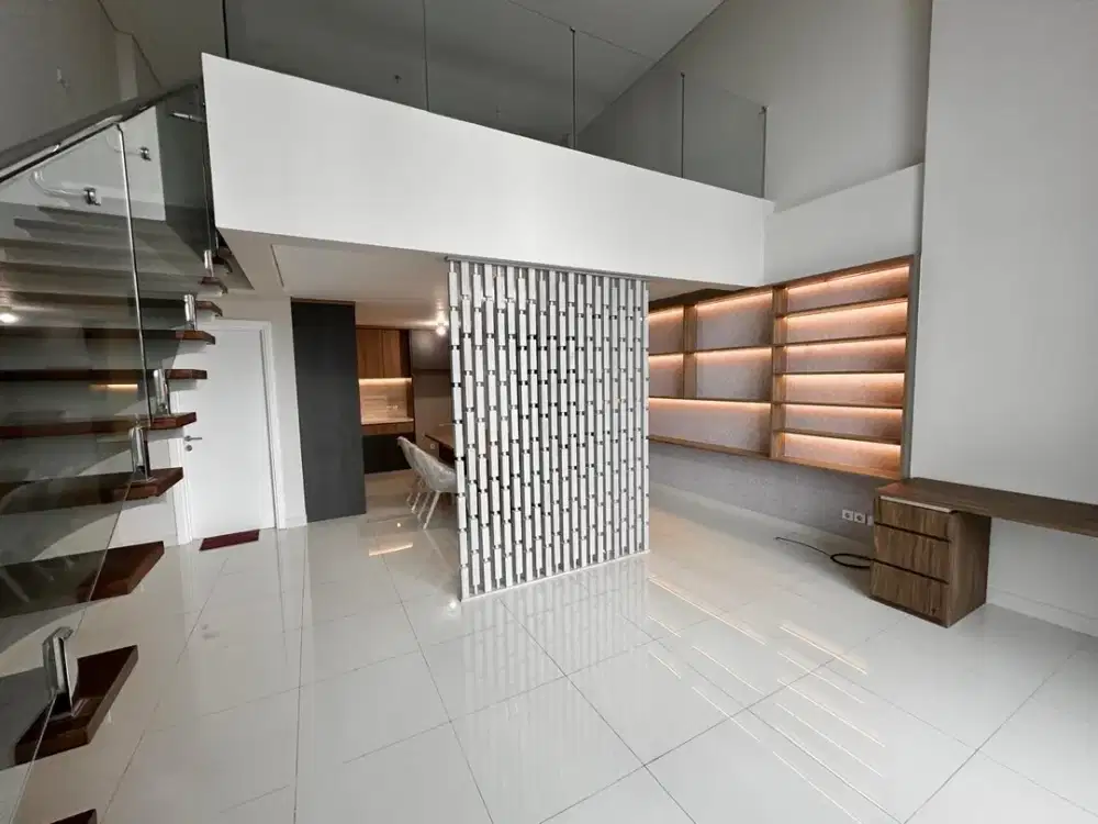 DISEWAKAN DIJUAL APARTEMEN SKYLOFT CIPUTRA WORLD SURABAYA SEMI FURNISH