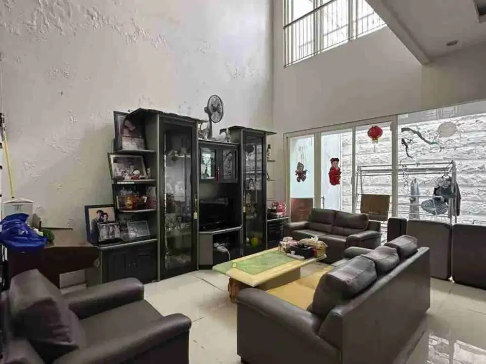 Rumah Murah San Antonio Pakuwon city dekat Pakuwon mall, ITS, Araya