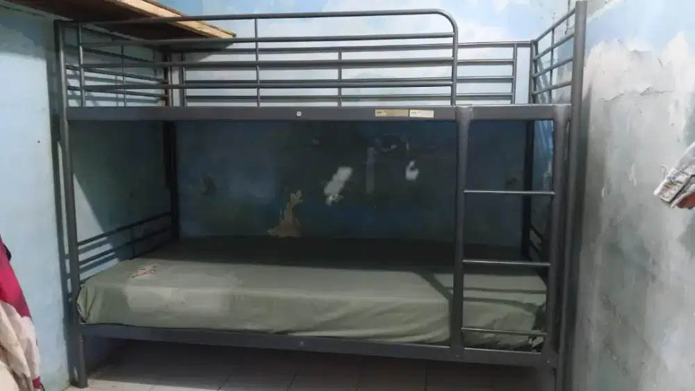 Kerangka kasur tingkat