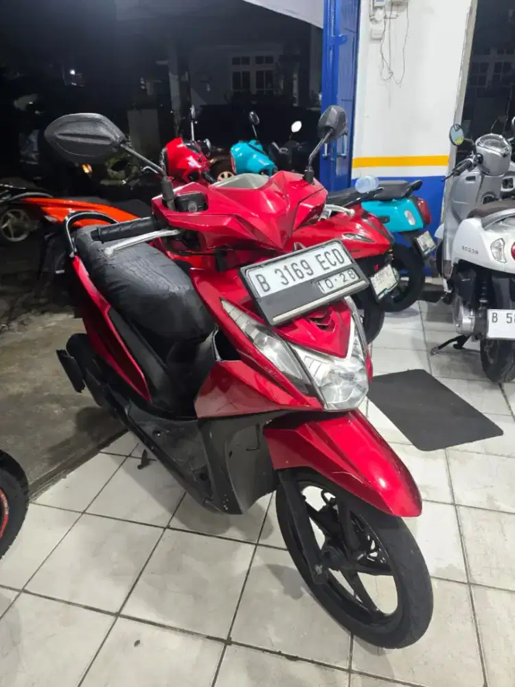 DIJUAL CASH HONDA BEAT CW CBS FI THN 2013 PAJAK IDUP SIAP PAKAI