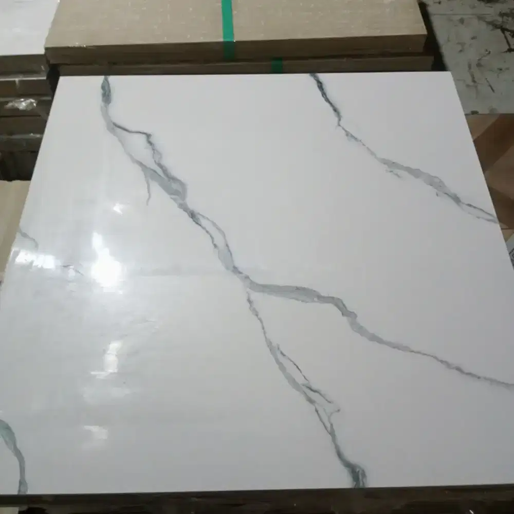 Granit ukuran 60x60 glossy