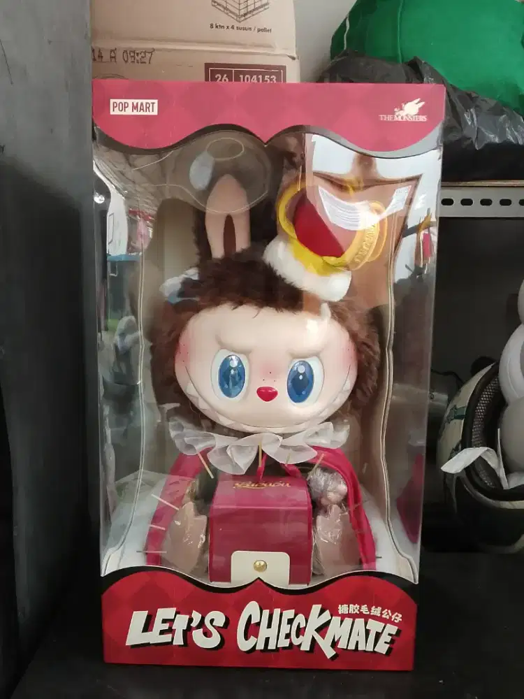 Boneka Labubu, popmart