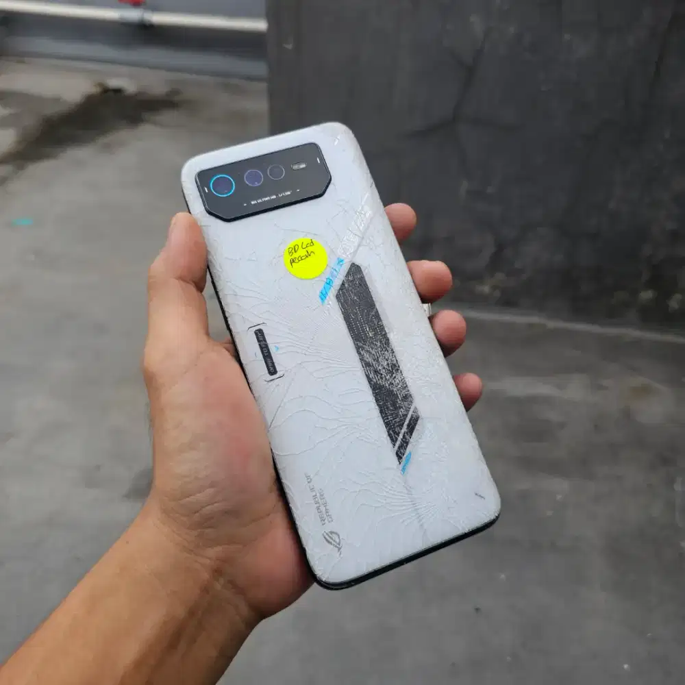 ASUS ROG PHONE 6 8/256 MINUS RUSAK