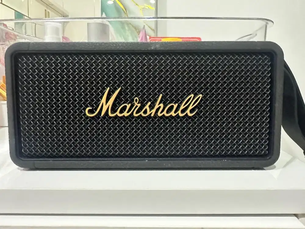 Marshall middleton black and grass