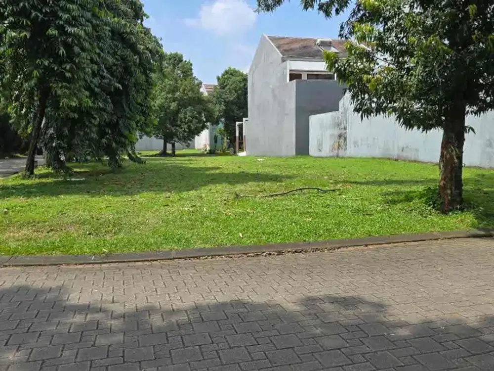 Kavling Huk Kotak Hadap Selatan di The Foresta BSD City