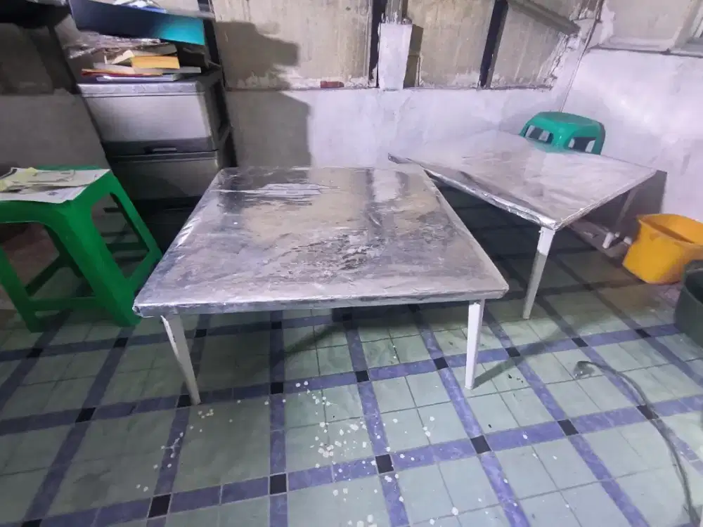 Meja karambol ukuran 80 cm x 80 cm x 39 cm