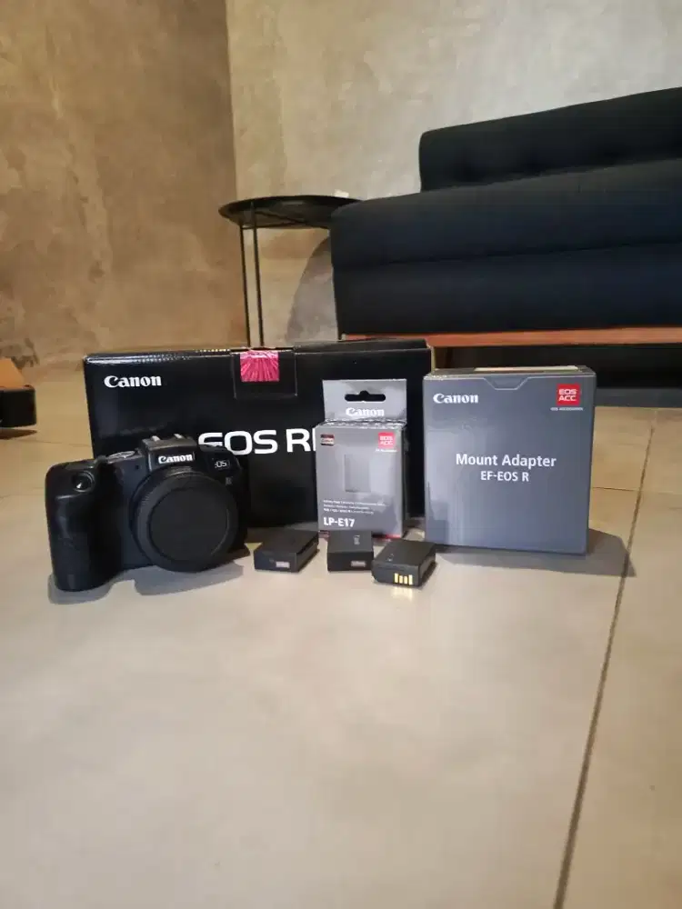 Canon eos RP + Adapter Canon + Batre 3 Ori