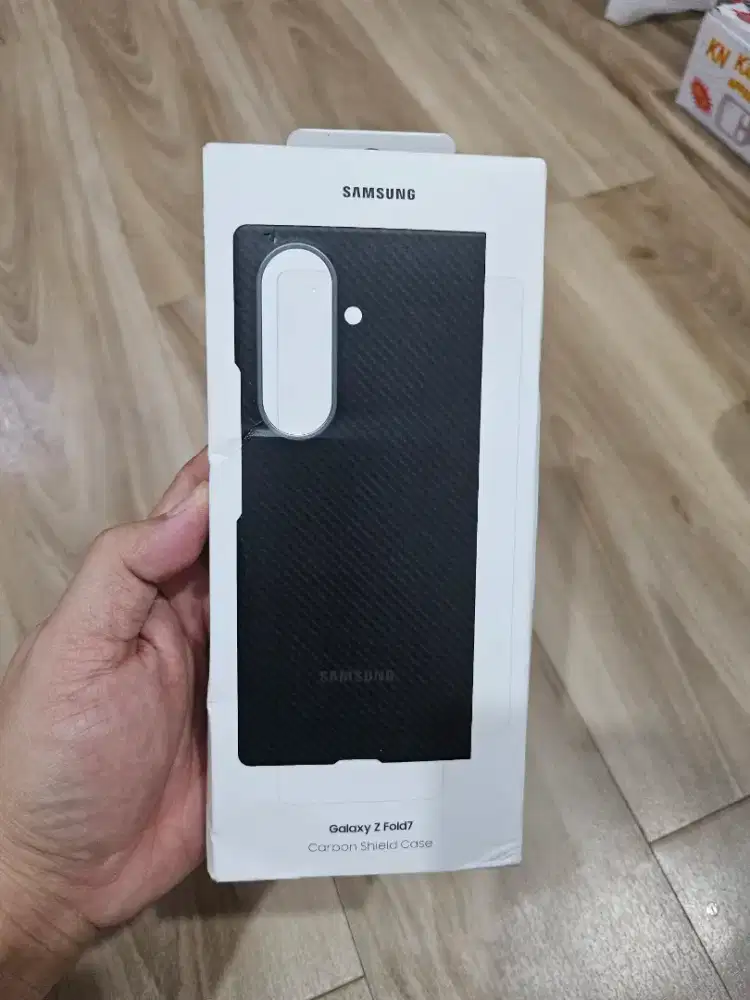 Case fold 7 original carbon samsung,fullset masi utuh semua,like new