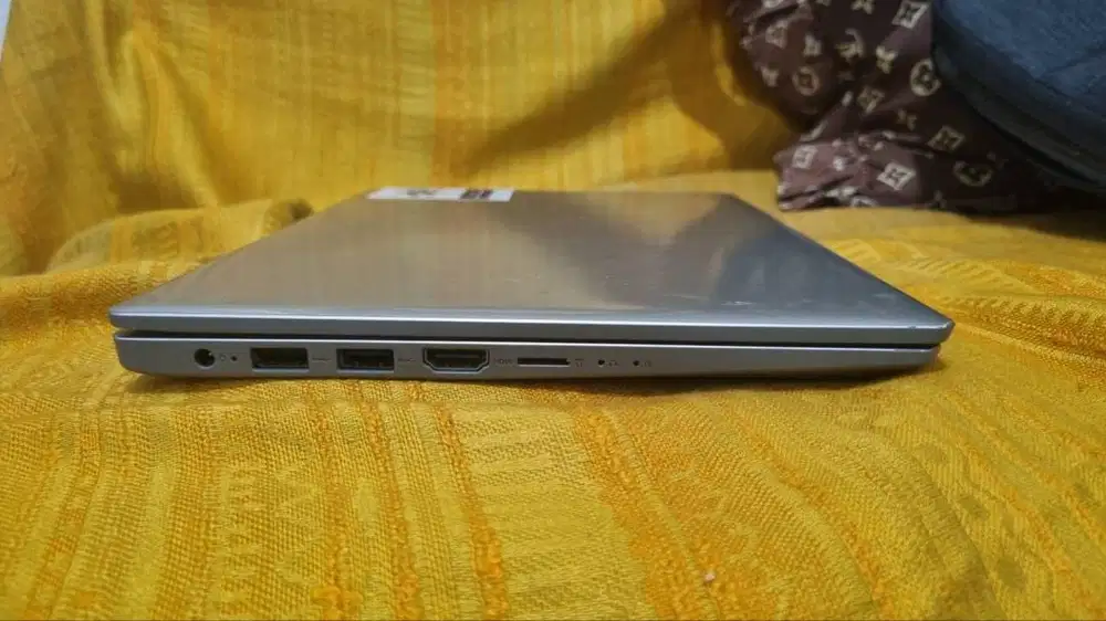 Laptop Lenovo Ideapad 1-11iGL05 Fullset Bekas