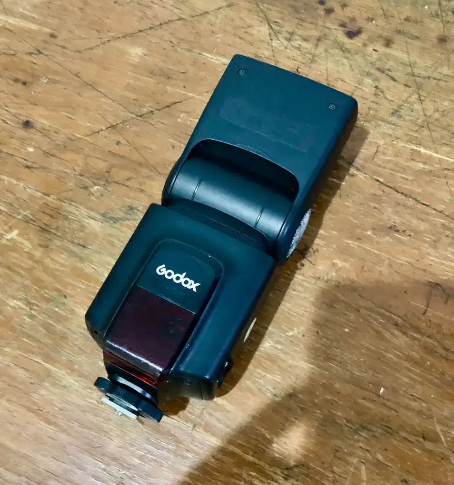 DI JUAL FLASH GODOX TT 520 II