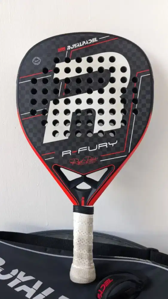 WTS raket Royal Fury 2025