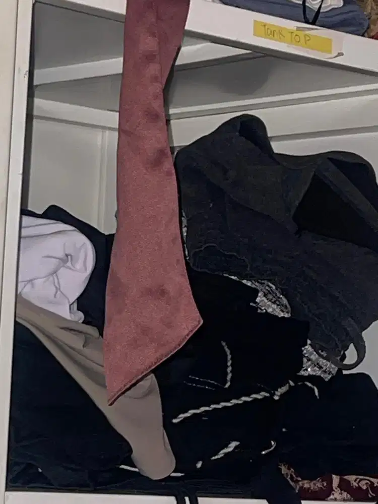 Laundry kiloan setrika uap