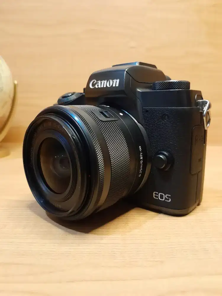 CANON EOS M5 KIT 15 45 BERGARANSI