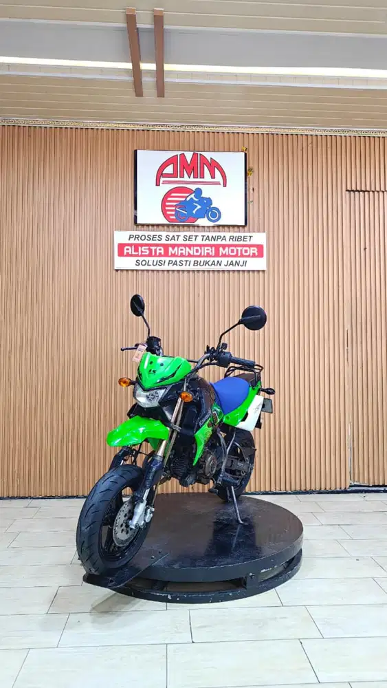 KSR 110 2011. PAJAK ON SURAT2 LENGKAP MESIN BODY KAKI2 AMAN ADEM. NEGO