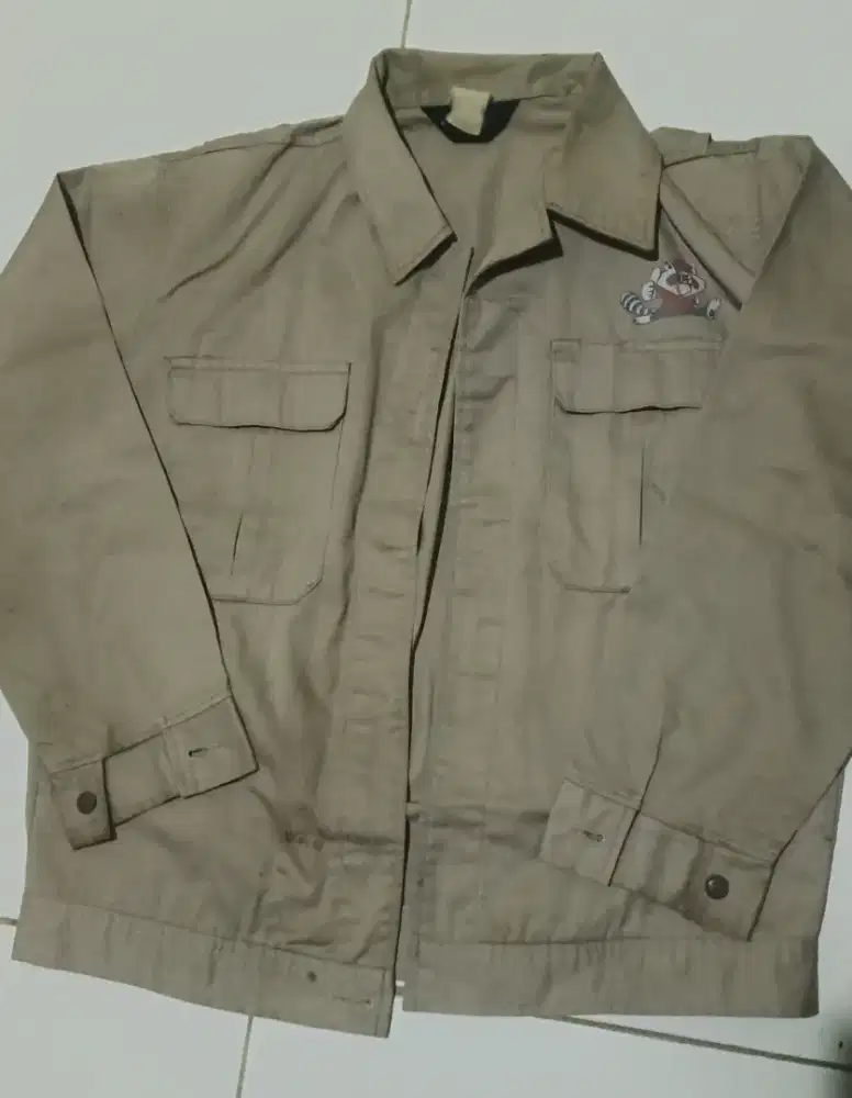 Kemeja prabowo tebal