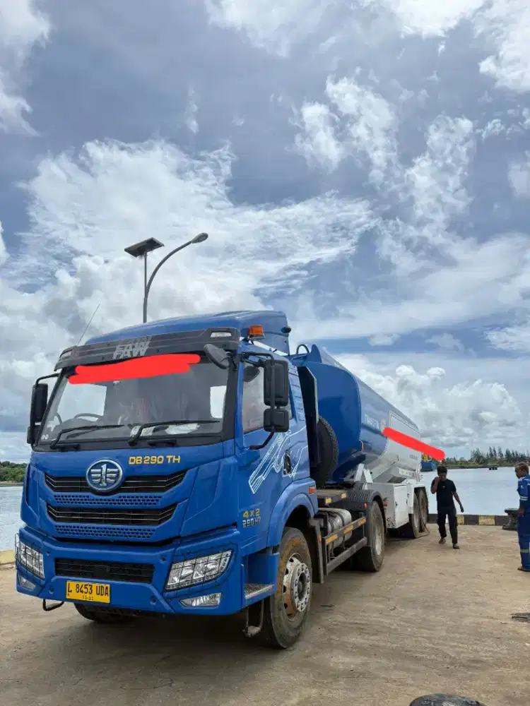 Jual Murah Tractor Head + Trailer 24 KL NIK 2025