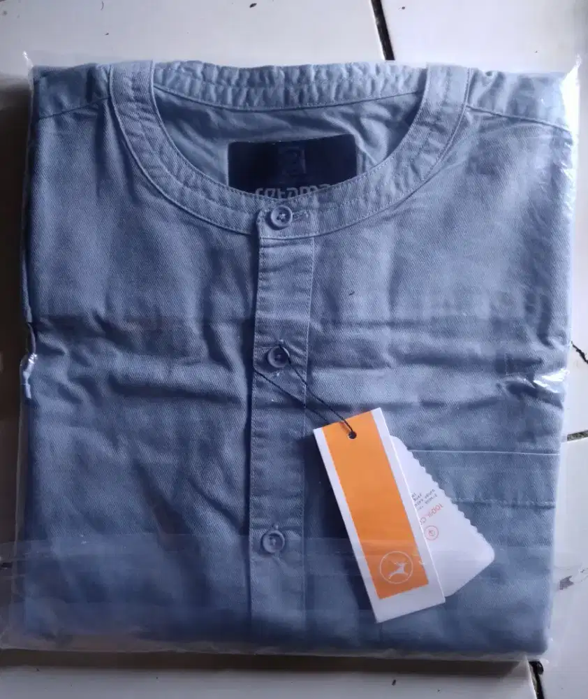 Kemeja pria uk XL new