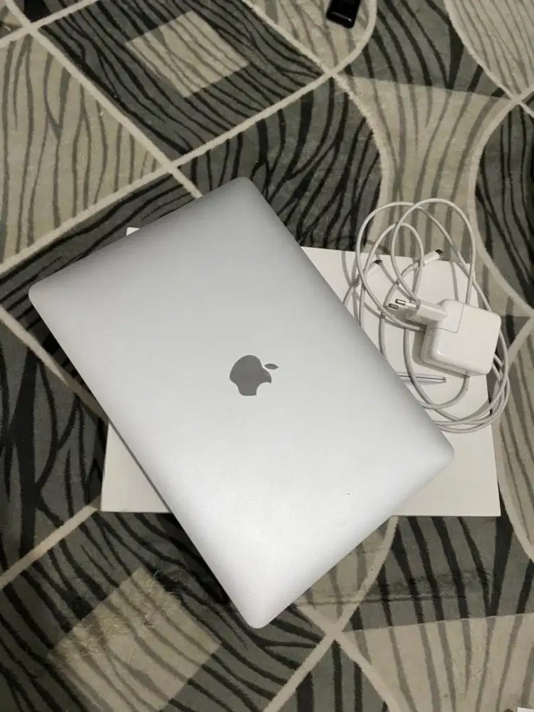 MacBook Air M1 2020 RAM 8GB SSD 256GB