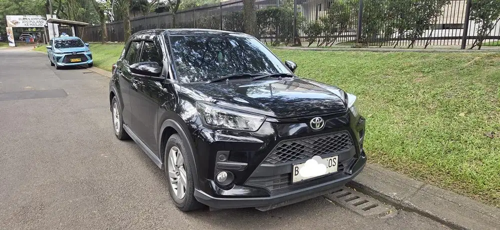 Toyota Raize 2023 1.2 G AT pemakaian pribadi good condition