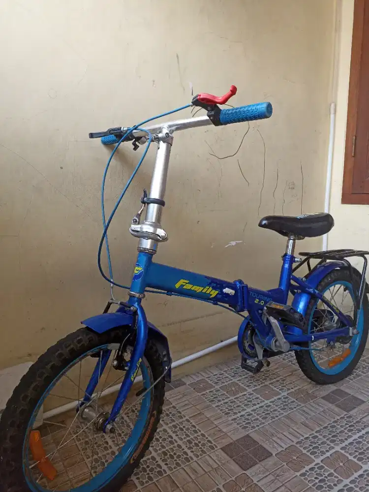 Sepeda lipat family 16