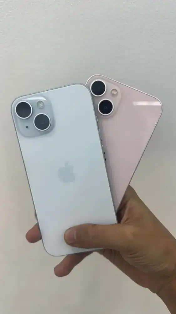 Iphone 13 pink / iphone 15 blue