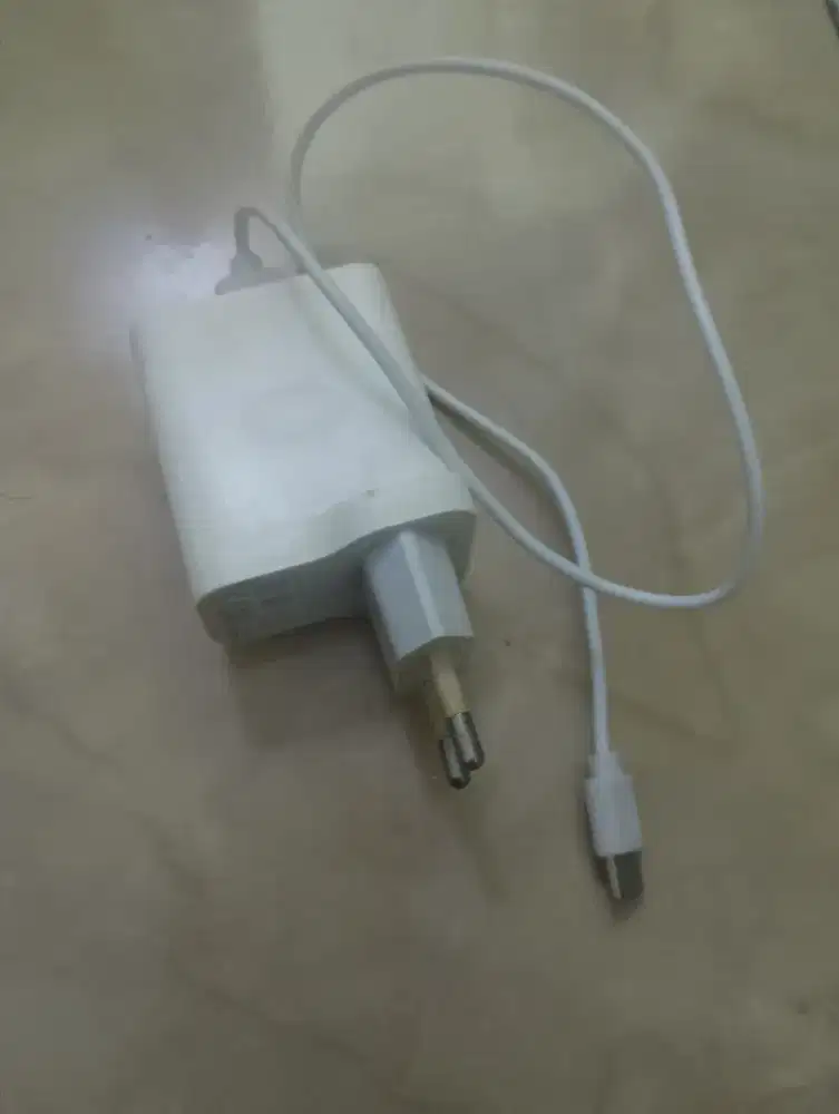 Charger realme second