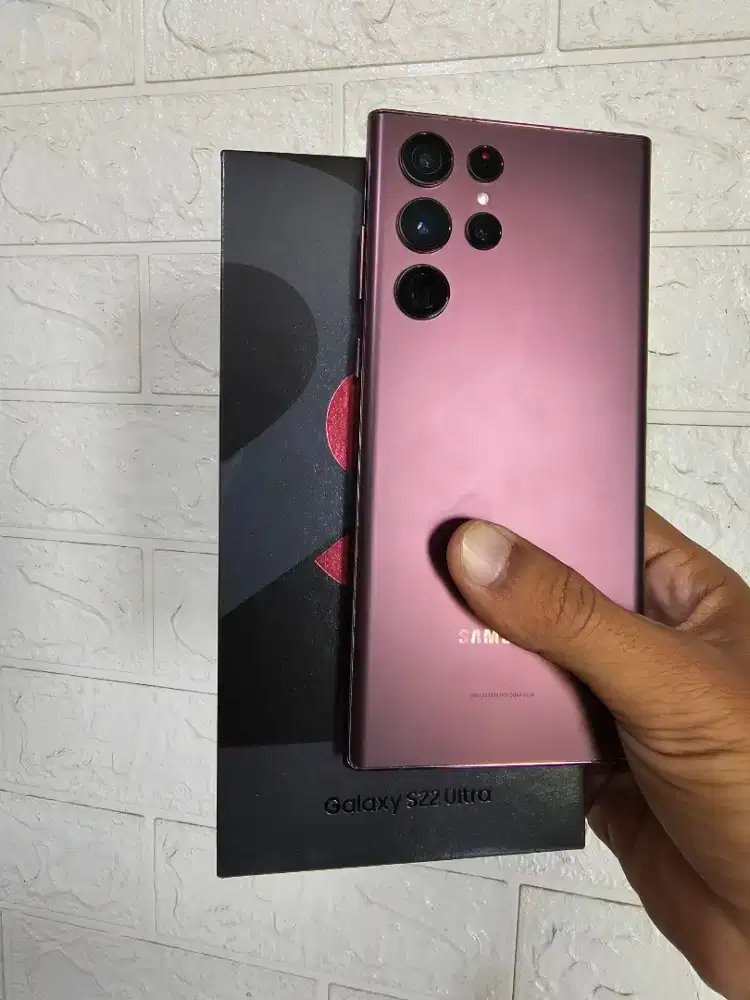 Samsung galaxy S22 ultra 5g ram 12/256gb resmi indo