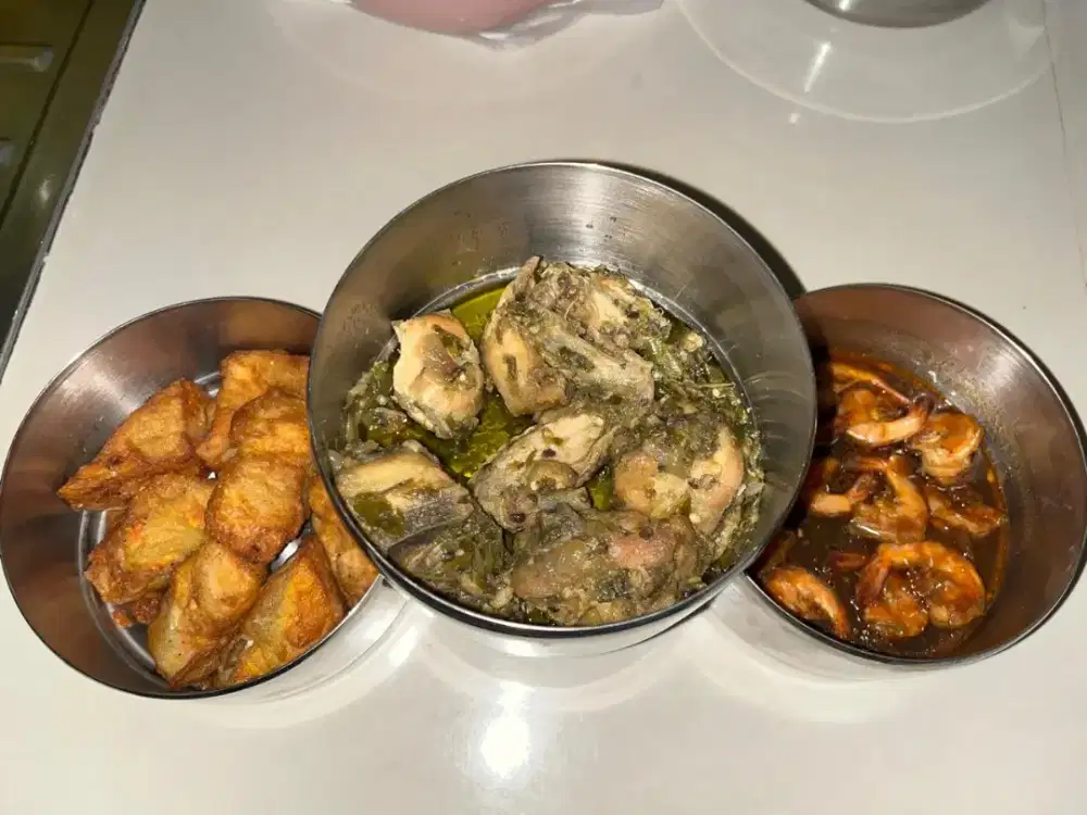 Dicari kurir motor untuk antar makanan