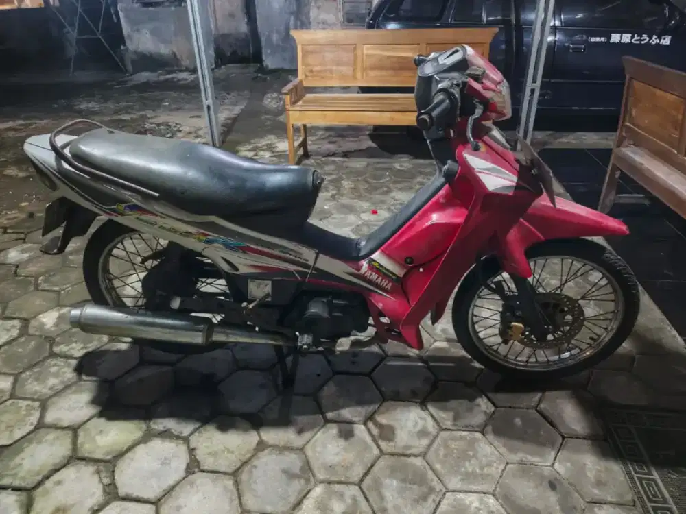 Yamaha Vega R THN 2004 plat AB Bantul