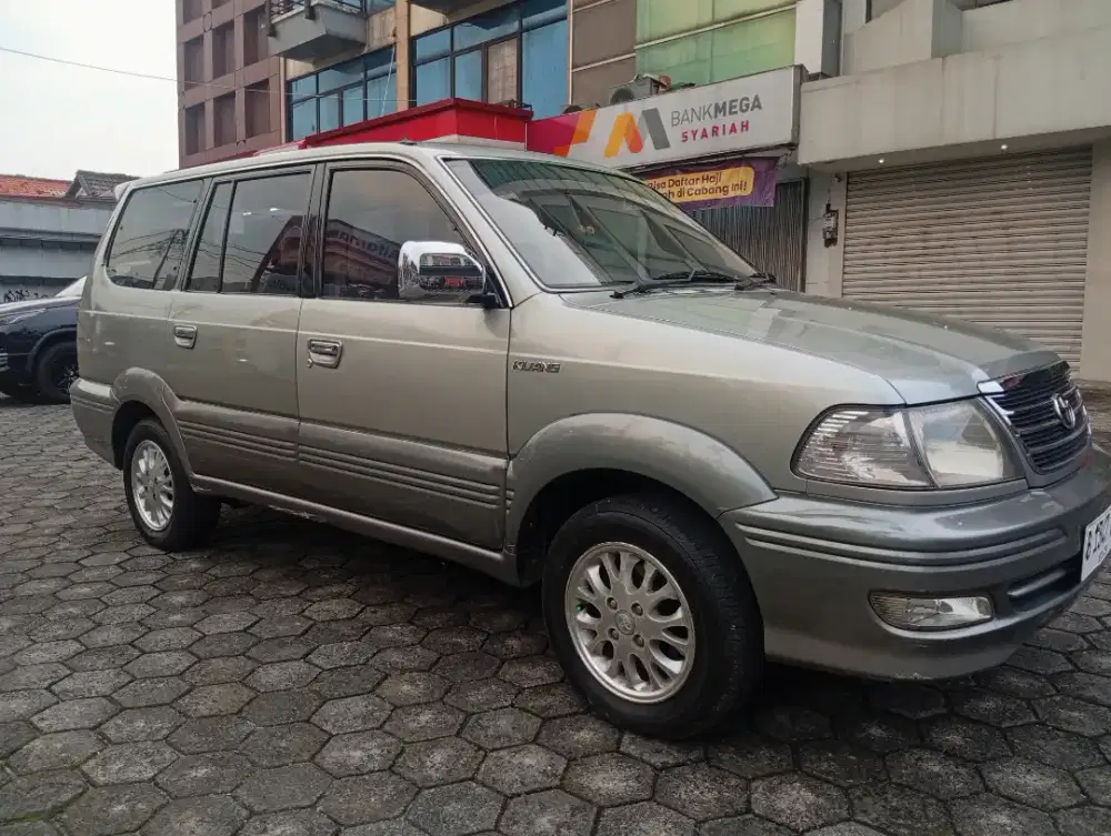 Toyota Kijang Krista 2.0 cc Tahun 2003 EFI ( Manual)