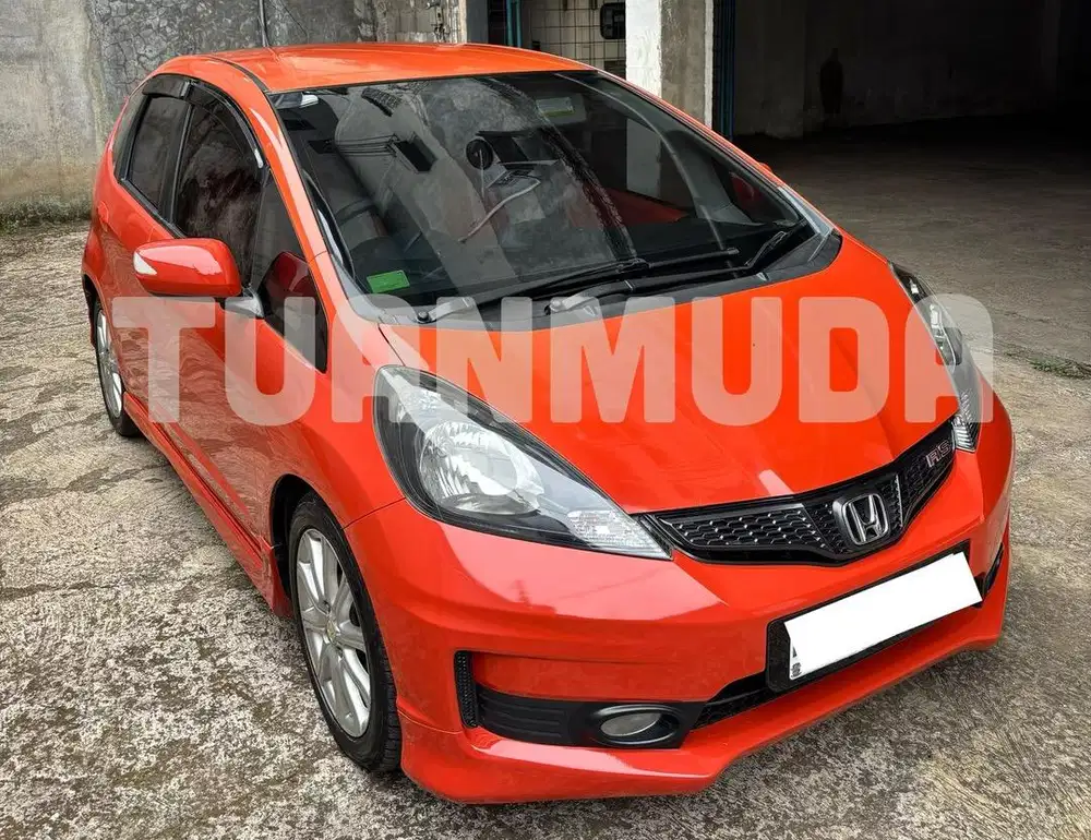 HONDA JAZZ 2013, RARE COLOUR!!