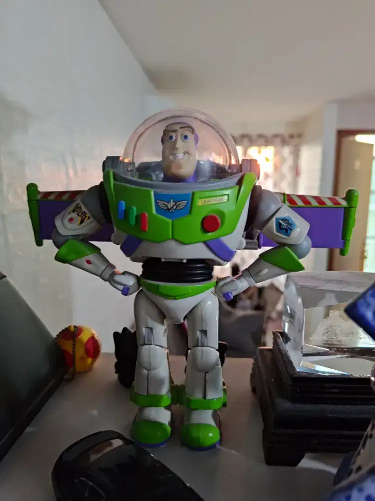 Buzz light-year