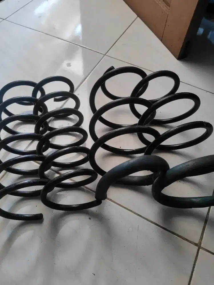 Per Toyota Yaris Bakpao Depan Belakang