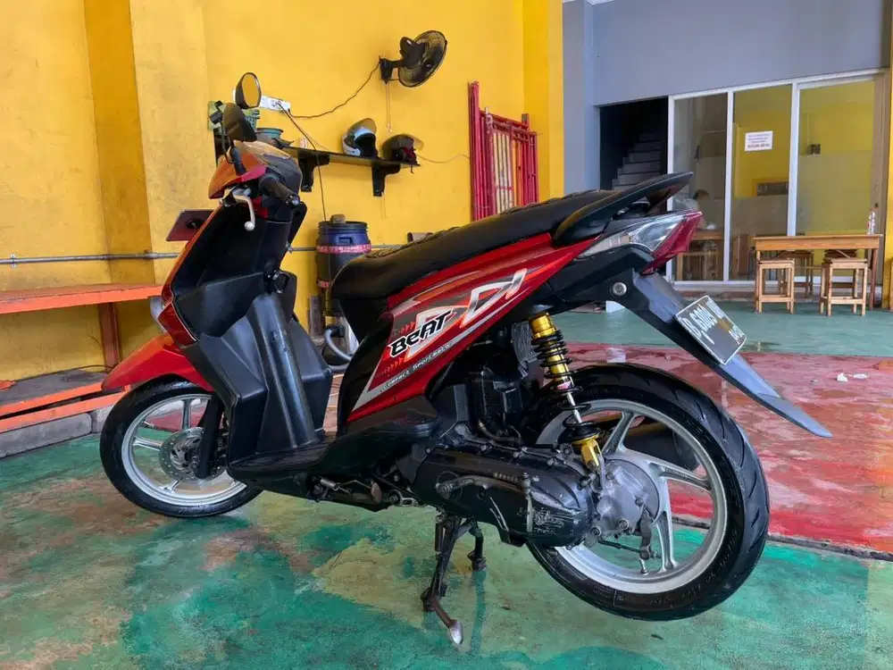 Si merah Beat Karbu 2012