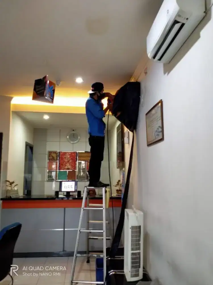 Tukang cuci AC service kulkas bongkar pasang AC perbaikan AC mati