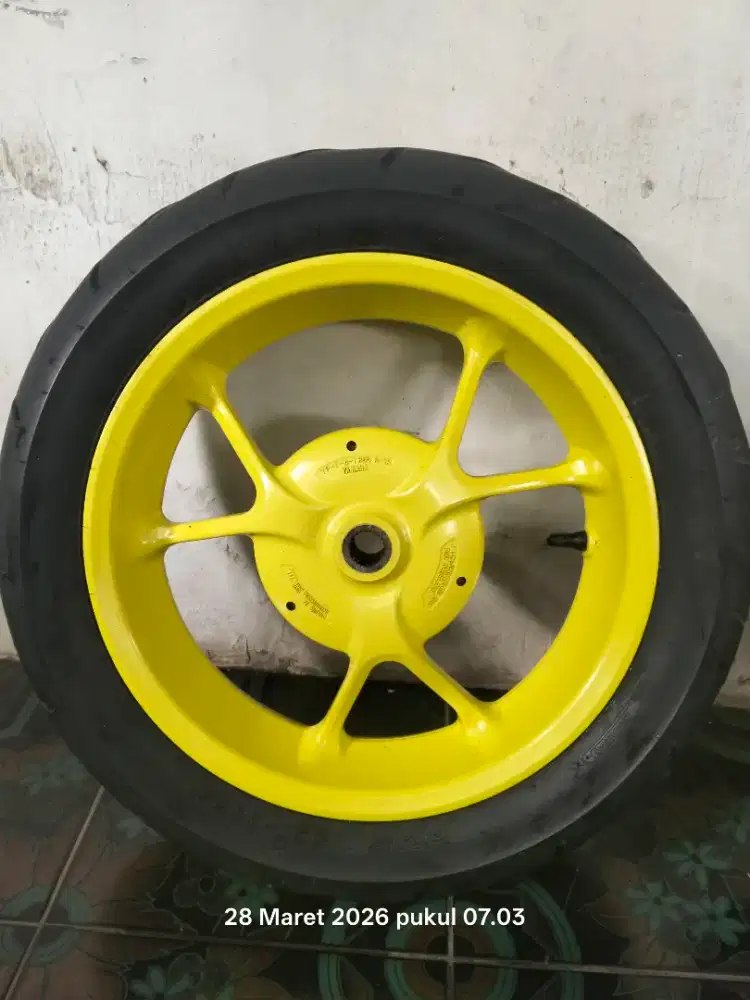 Ban velg Aerox depan dan belakang