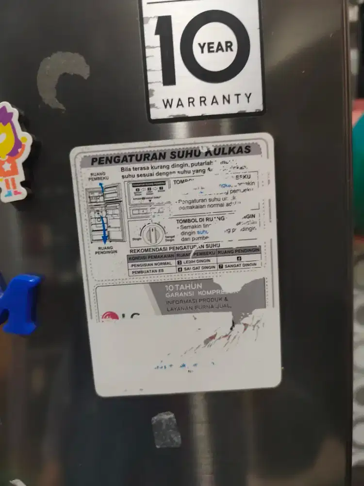 Kulkas 2 pintu merk LG