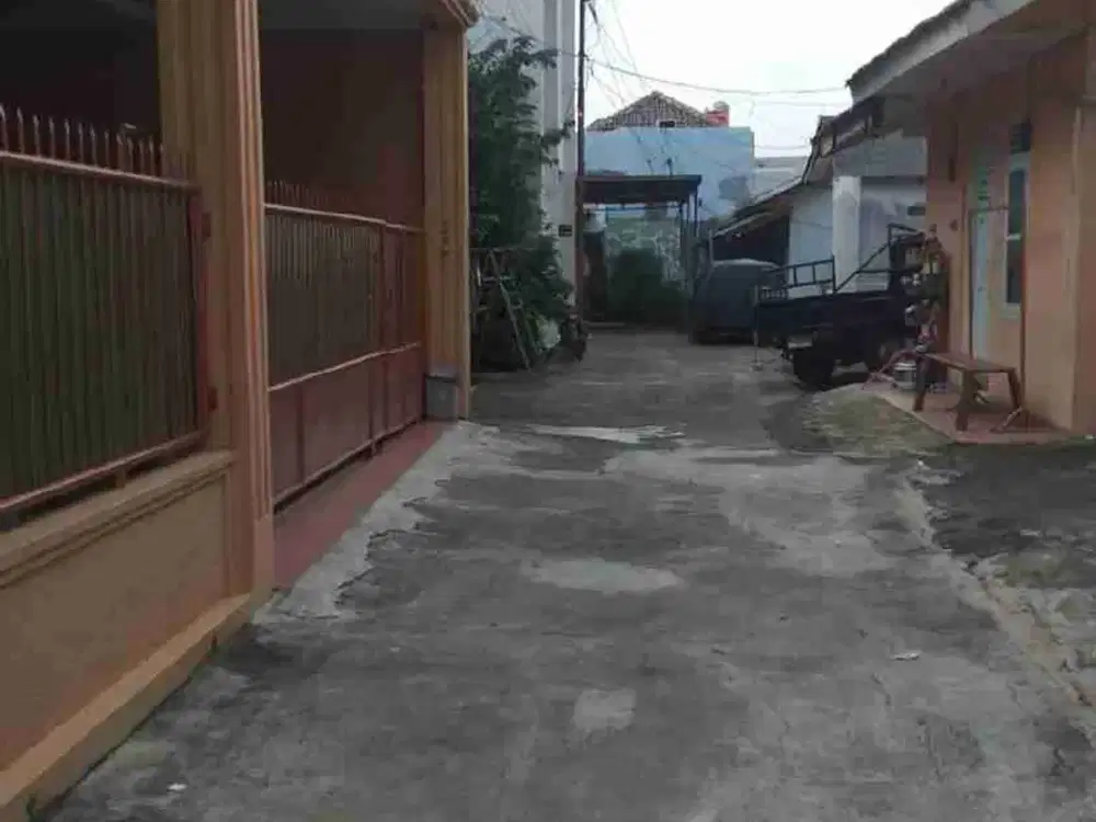 dijual kos kosan pinggir jln raya Poltangan Pejaten Timur pasar Minggu