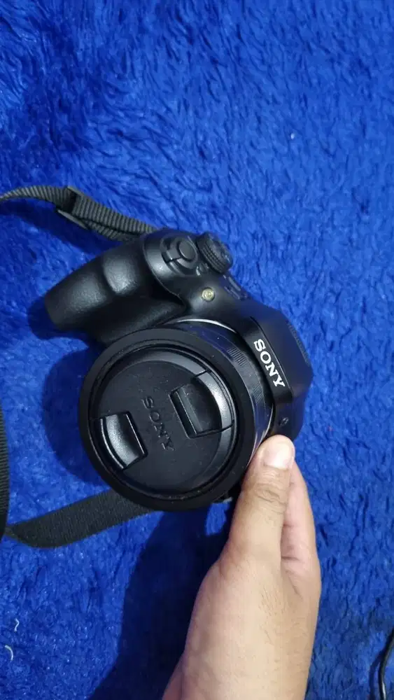 Second - Camera Sony DSC HX350