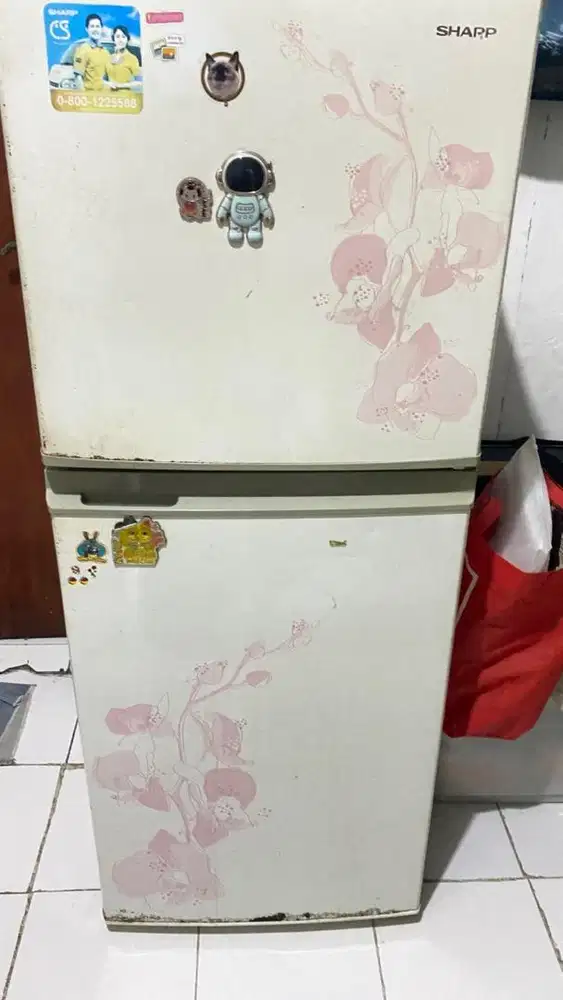 KULKAS SECOND SHARP 2 PINTU