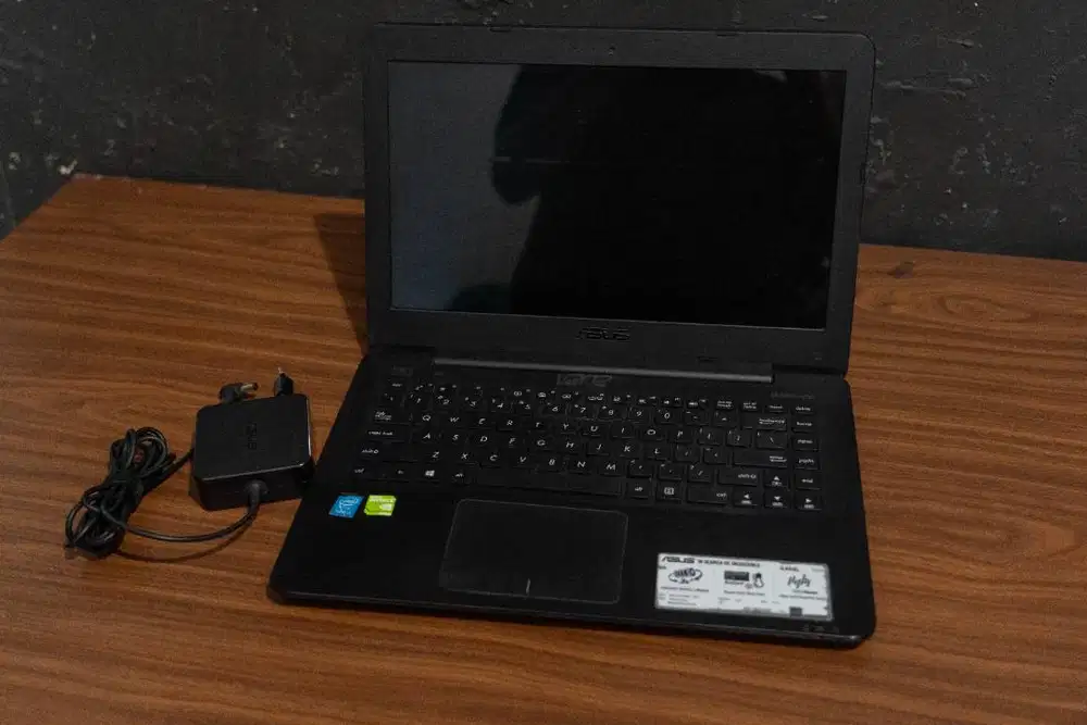 [JUAL JUJUR] Asus A455LF - RAM 10GB & NVIDIA (Kreatif dan admin siap!)
