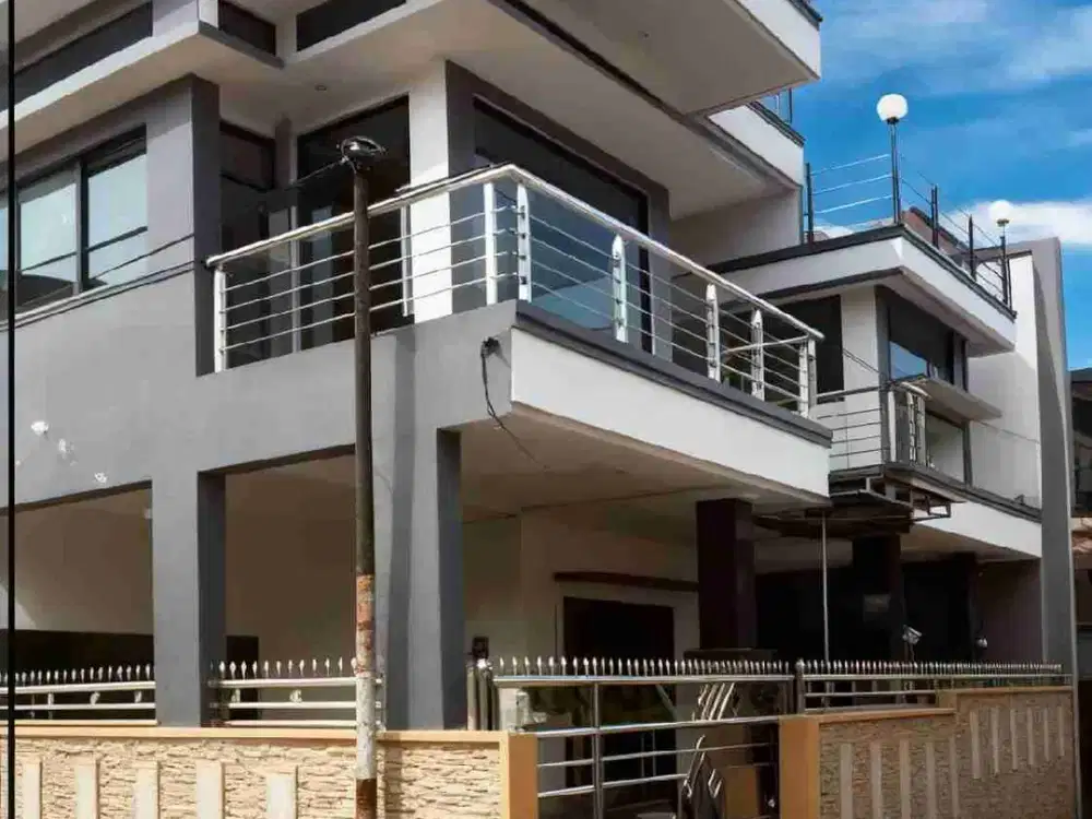 Rumah Mewah komplek pondok gede