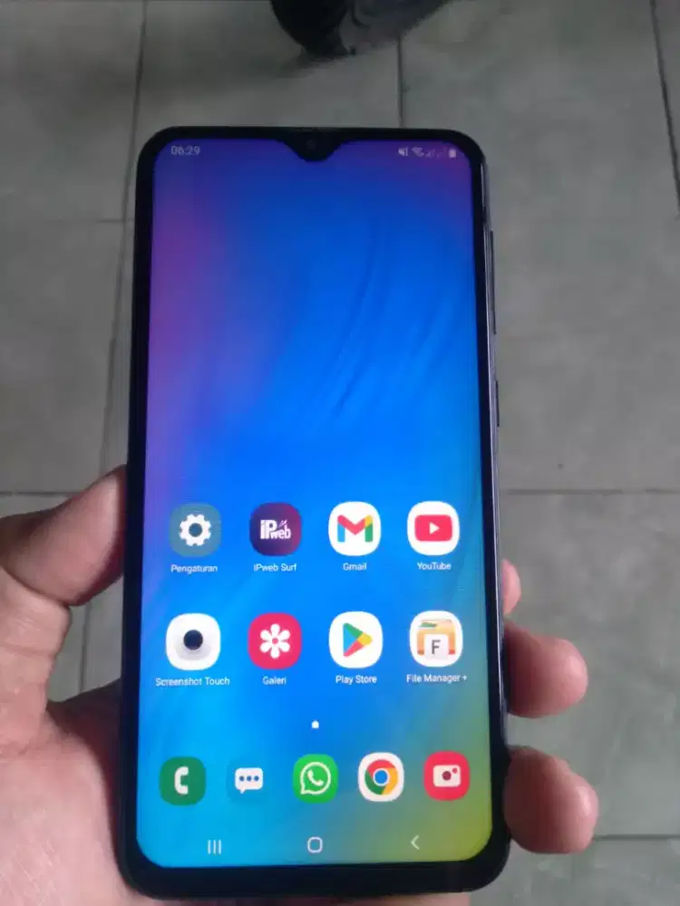 Samsung M10 (2/16) Nominus