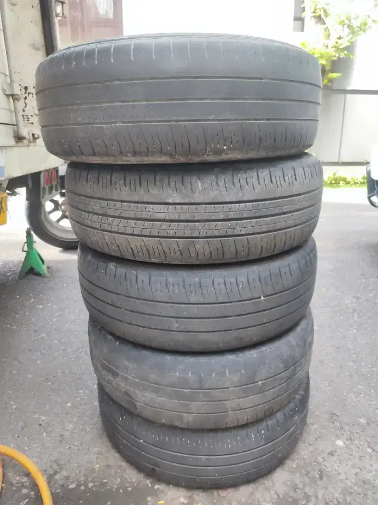 Ban ring 16 ,195/60 Dunlop