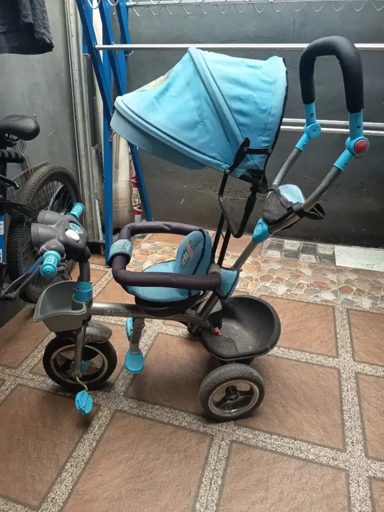 Dorongan bayi masih orisinil