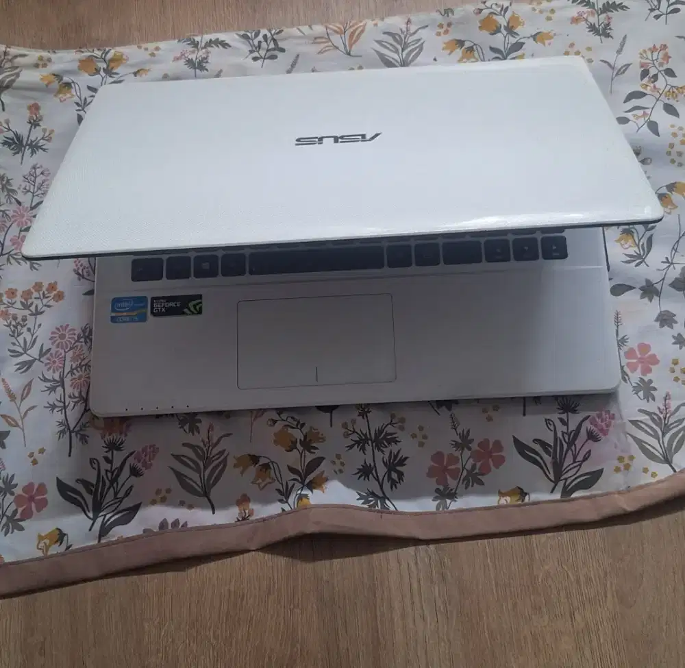 Laptop Asus X450LCP i5 ram 4gb